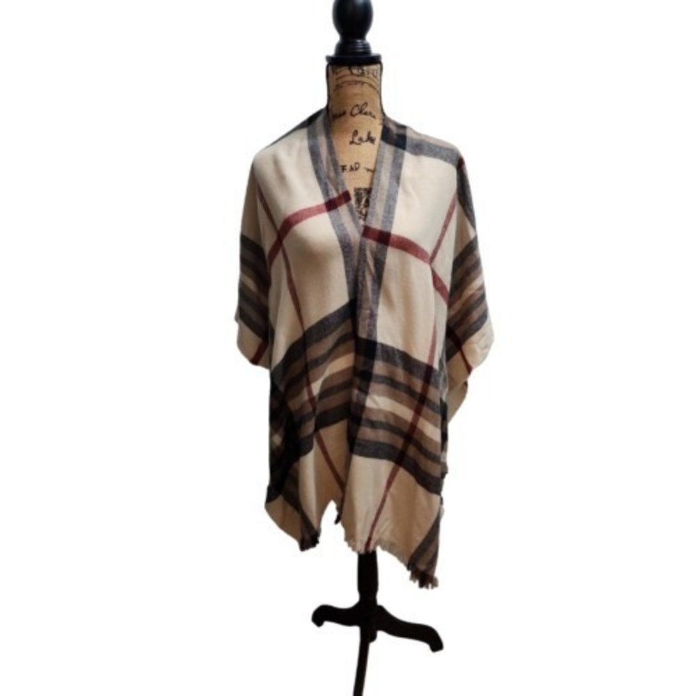 V. Fraas‎ Plaid Poncho Cape Shawl Wrap Blanket Scarf Neutral Colors
